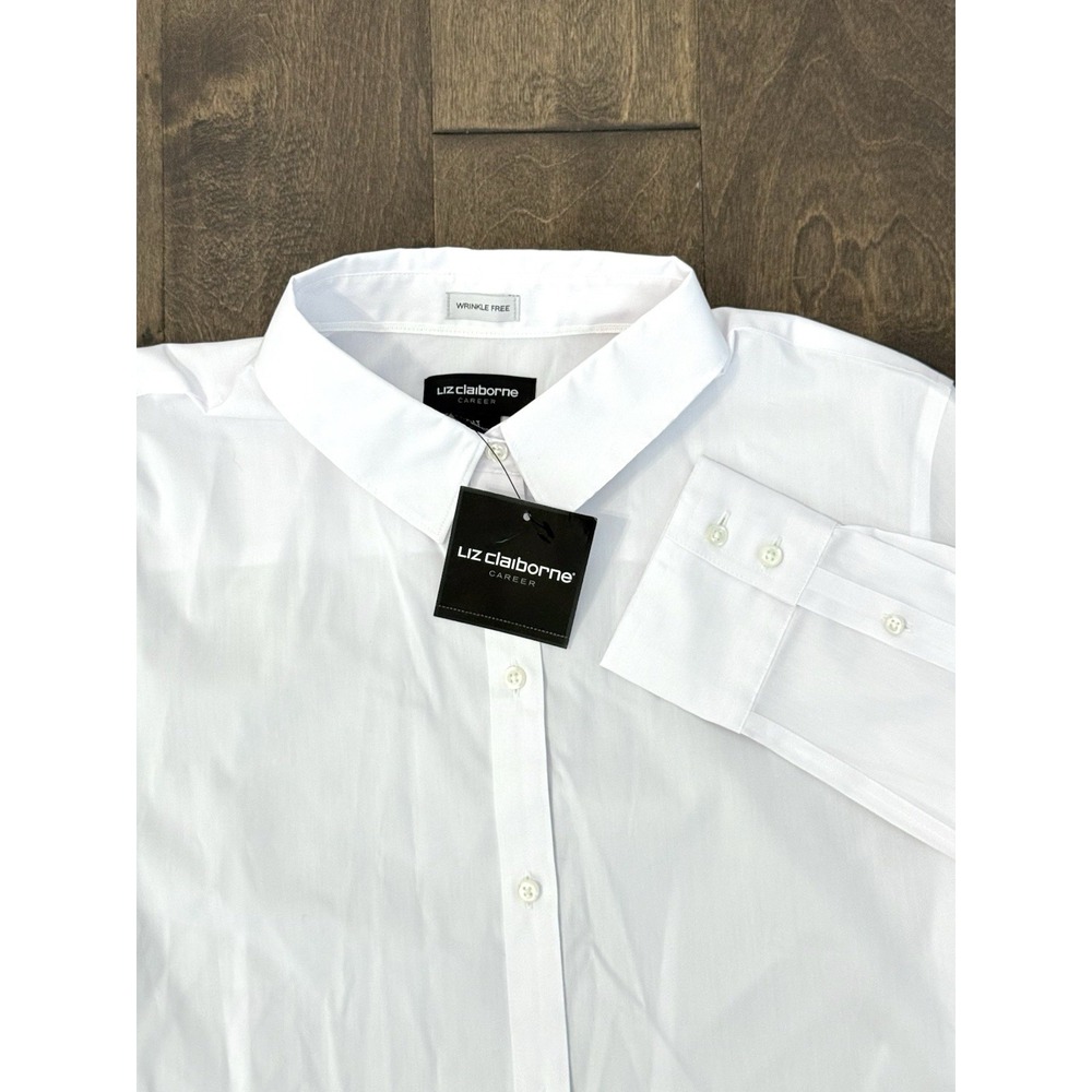 NWT Liz Claiborne Career Womens White Button Down Performance Shirt Size LT